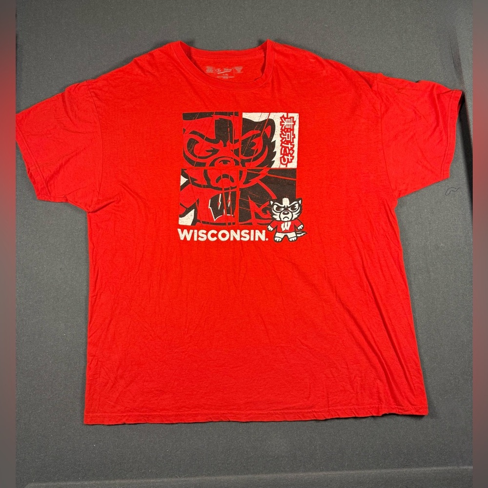 Wisconsin Badgers Tokyo Dachi 2.0 Red T-Shirt- XXL
